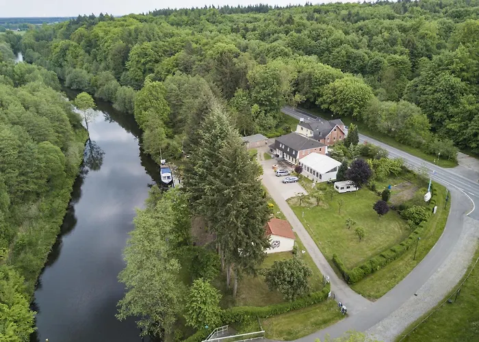 Dom wakacyjny Eldeblick Direkt Am Eldeufer In